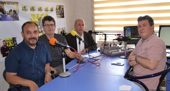 “atatürk Gençliğe Daima Güvenmiştir