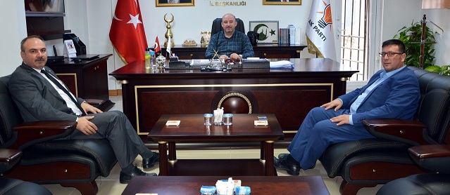 Sezen Afyonkarahisar Halkının Takdirini Topluyor