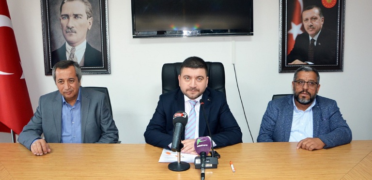 “bir Kesimin Kadrolu Omurgasızları”