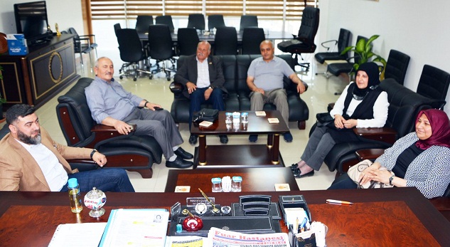 “biz Ak Parti Olarak Muhtarlarımızın Emrindeyiz”