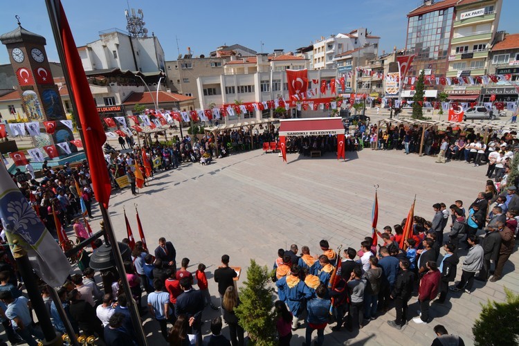 19 Mayıs Törenlerle Kutlandı