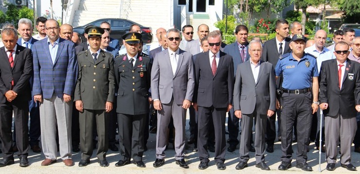 Dinar’da 30 Ağustos Zafer Bayramı Kutlandı