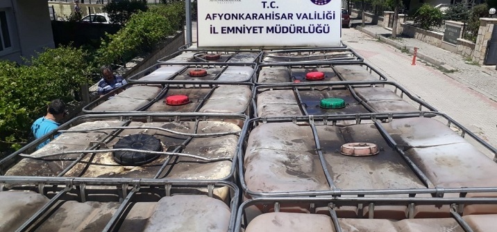 Polis 19000 Litre Kaçak Akaryakıt Ele Geçirdi