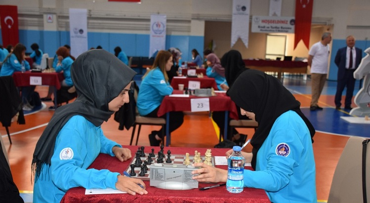 Yurtkur 34. Satranç Turnuvası Türkiye Finali Afyonkarahisarda Başladı