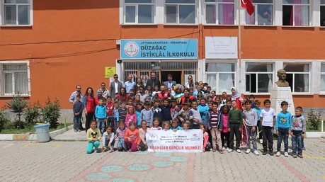 Gençlik Merkezi öğrencilerinin Yüreklerine Dokundu