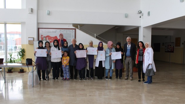 Tobb Kız Anadolu İmamhatip Lisesi öğrencileri Ebru Sanatıyla Tanıştı