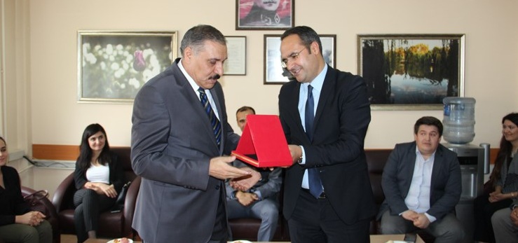 Dinar Adliyesinde Veda Töreni