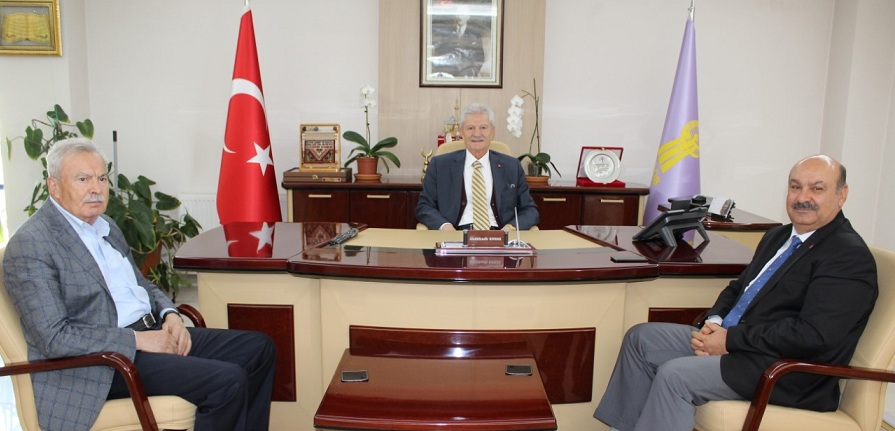 Eski Bakanlardan İsmet Attila Esob Başkanı Konak’ı Ziyaret Etti