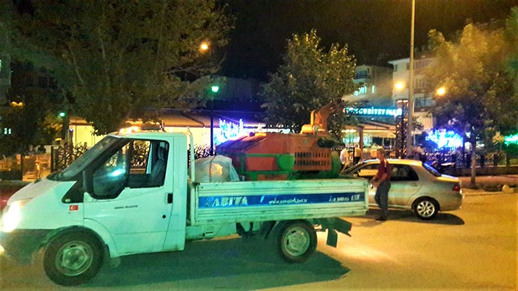 İlaçlama çalışmaları Devam Ediyor