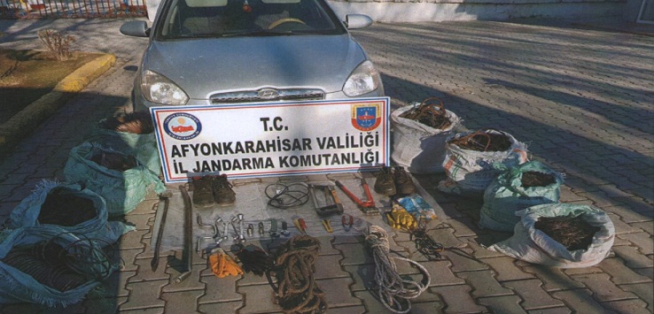 Sinanpaşa'da Uyuşturucu Operasyonu