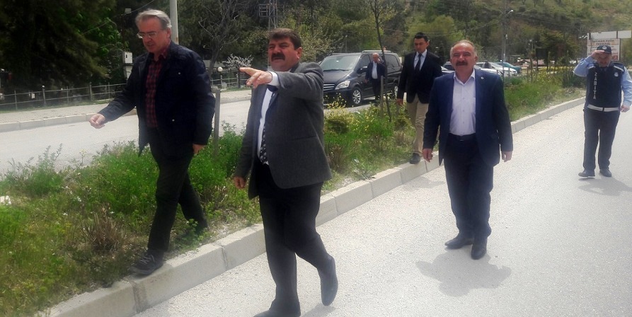 Suçıkan’a Kavşak Yapımı İçin Görüşmeler Başladı..