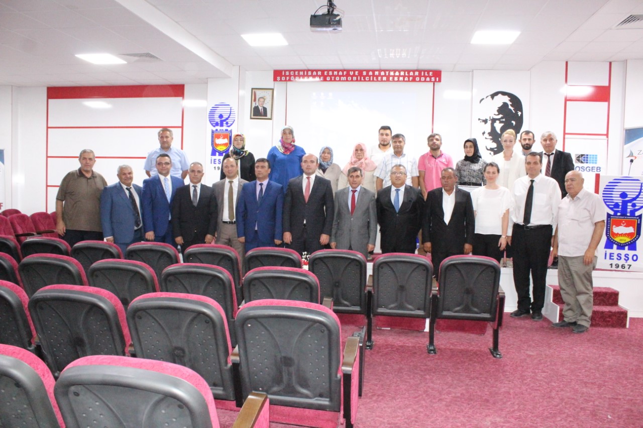 Kosgeb önce Bilgilendirdi Sonra Sertifika Dağıttı