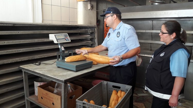 Zabıta Ekiplerinden Ekmek Gramajı Kontrolü