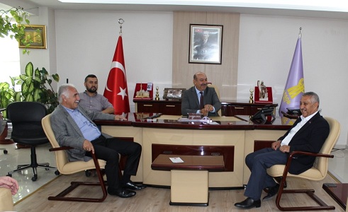 Ak Parti Milletvekili Adayı Zeybek, Esob’u Ziyaret Etti