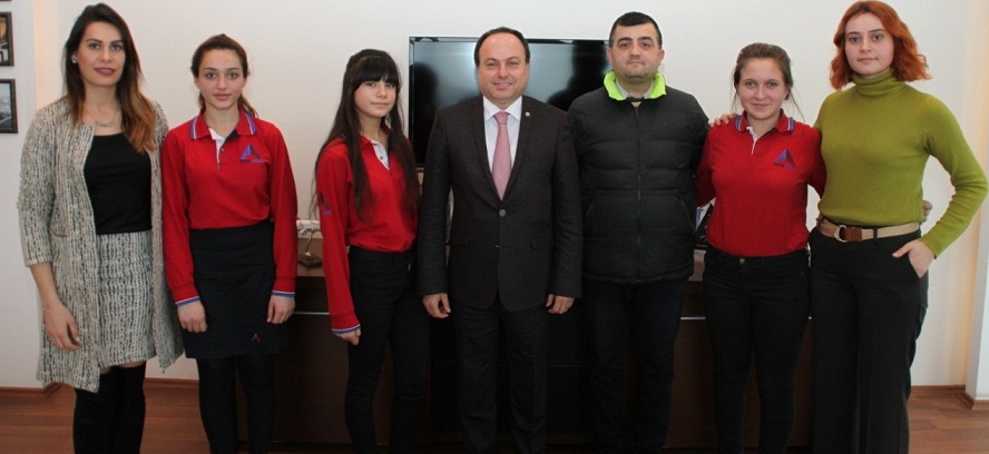 Rol Model Hüsnü Serteser