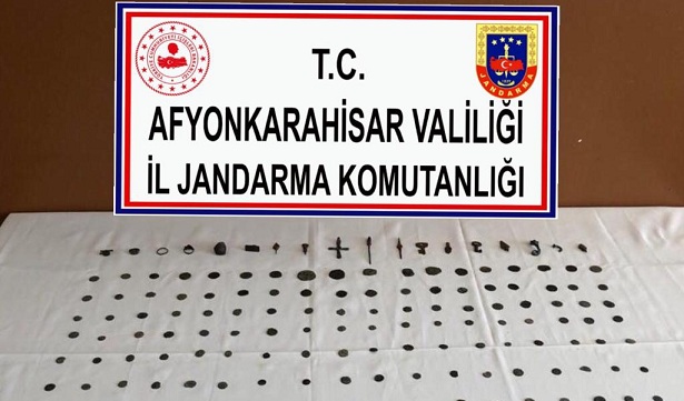 Tınaztepe'de Tarihi Eser Kaçakçılığı Operasyonu