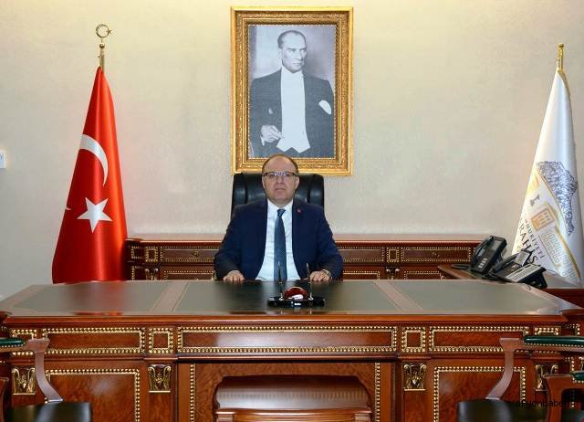 Vali Mustafa Tutulmaz ’ın Yeni Yıl Kutlama Mesajı